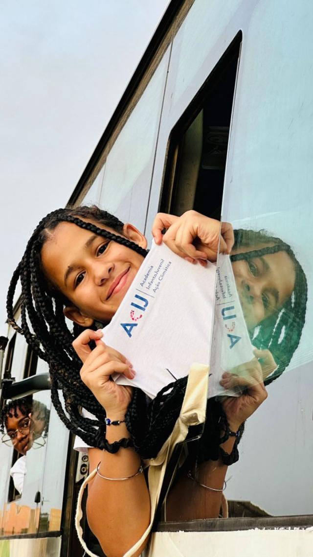 Jeune fille au Cabo Verde