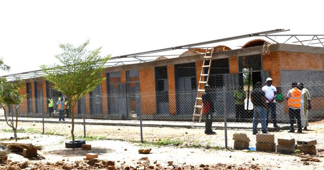 Salles de classe bioclimatiques/école primaire de Loumbila