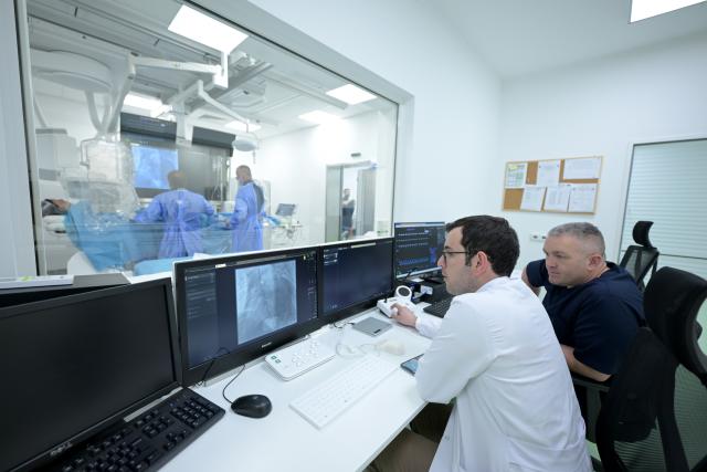 Patient under procedure at CathLab Prizren