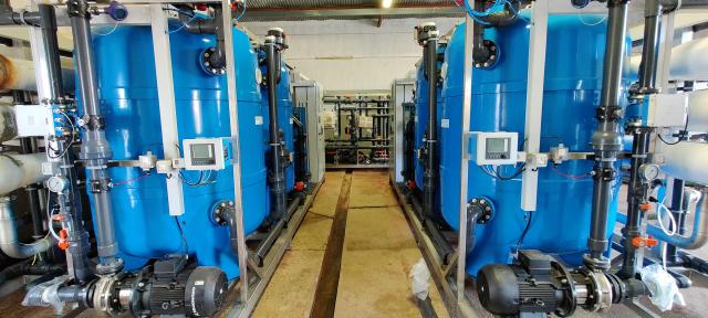 Desalination tanks